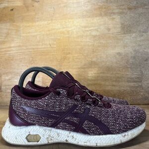 Asics HyperGel Yu Womens Size 7.5 Running Shoes Sneakers Violet Blush 1022A056